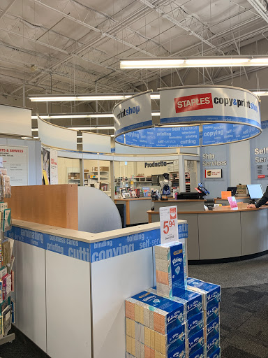 Office Supply Store «Staples», reviews and photos, 200 N Kimball Ave #221, Southlake, TX 76092, USA