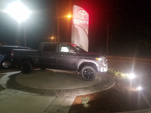 Toyota Dealer «Wellesley Toyota», reviews and photos, 234 Worcester St, Wellesley, MA 02481, USA