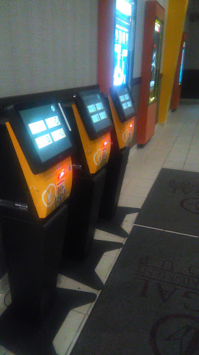 Movie Theater «Regal Cinemas Park Place 16 & RPX», reviews and photos, 7200 US-19, Pinellas Park, FL 33781, USA