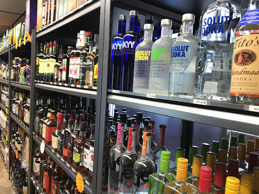 Liquor Store «Armourdale Liquor Store», reviews and photos, 1001 Kansas Ave, Kansas City, KS 66105, USA