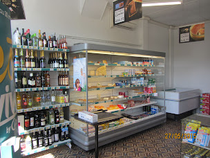 Photo n°5 de Le Commerce à Roquetoire ()