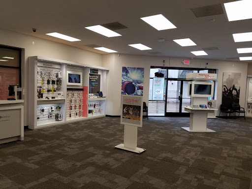 Cell Phone Store «GoWireless Verizon Authorized Retailer», reviews and photos, 705 N Springbrook Rd #101, Newberg, OR 97132, USA