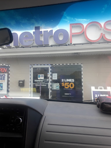 Cell Phone Store «MetroPCS Authorized Dealer», reviews and photos, 104 US-17, Winter Haven, FL 33880, USA