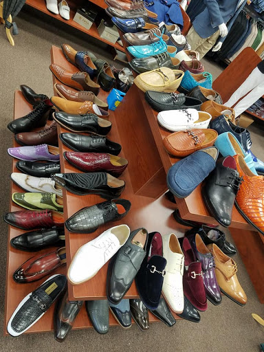 Clothing Store «The City Outlet Clothing», reviews and photos, 17653 Twelve Mile Rd, Lathrup Village, MI 48076, USA