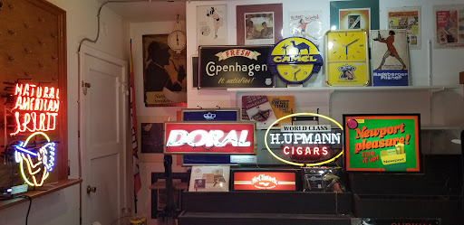 Tacoma Pipe and Tobacco, 5606 S Lawrence St, Tacoma, WA 98409, USA, 