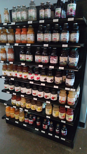 Grocery Store «Tyner Pond Market», reviews and photos, 120 S Audubon Rd, Indianapolis, IN 46219, USA