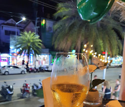 Jose Gueshouse & Restaurant photo