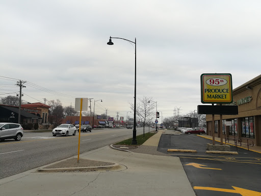 Grocery Store «95th Produce Market Hickory Hills», reviews and photos, 7759 95th St, Hickory Hills, IL 60457, USA