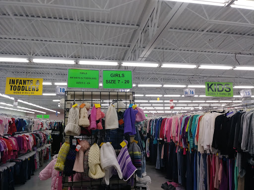 Thrift Store «Village Discount Outlet», reviews and photos, 193 E Waterloo Rd, Akron, OH 44319, USA