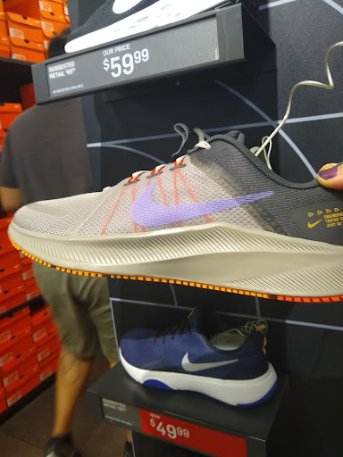 Sporting Goods Store «Nike Factory Store», reviews and photos, 5050 Factory Shops Blvd #905, Castle Rock, CO 80108, USA