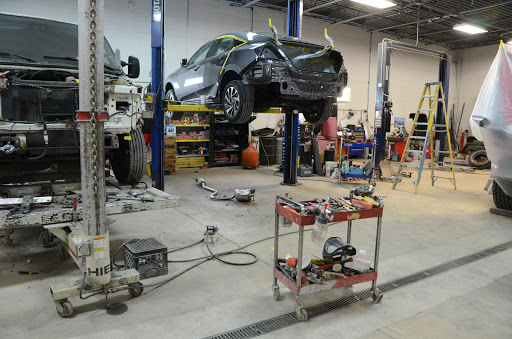 Auto Body Shop «Addison Auto Body and Glass, Inc.», reviews and photos, 21 Factory Rd, Addison, IL 60101, USA