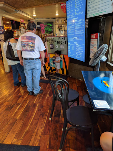 Shoe Store «Fleet Feet Sports», reviews and photos, 2311 J St, Sacramento, CA 95816, USA