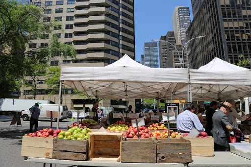 Dag Hammarskjold Plaza Greenmarket image 1