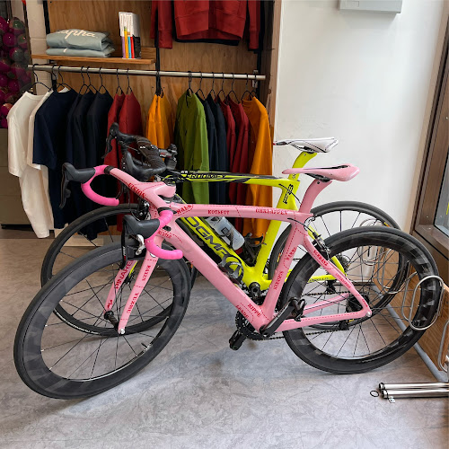 Comments and reviews of Rapha London Soho