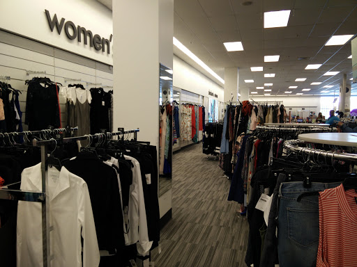 Department Store «Nordstrom Rack Wayne Town Center», reviews and photos, 141 NJ-23, Wayne, NJ 07470, USA