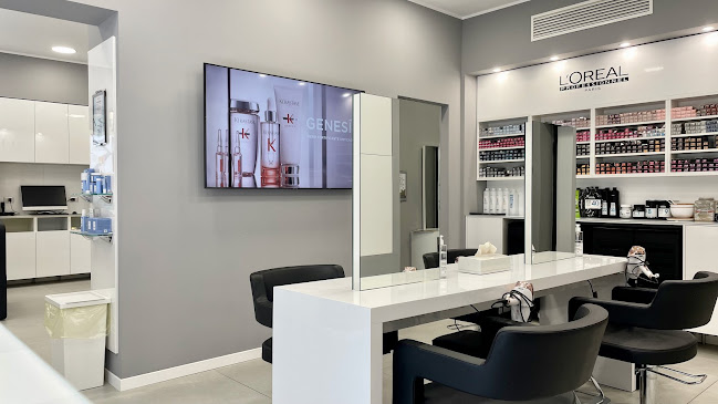 KRIZIA BEAUTY SALON - Salone Autorizzato CDC Parrucchieri - Parrucchiere