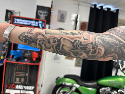 Explore barbell tattoo ideas, creative tattoo ideas in Orland, available at K1LL3R ARTW0RK