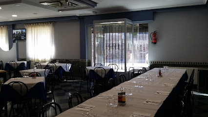 Bar Restaurante Hermanos Serrano - C. Palomera, 8, 28260 Galapagar, Madrid, Spain