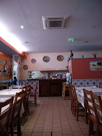 Atmosphère du Restaurant portugais O Galo à Gond-Pontouvre - n°6