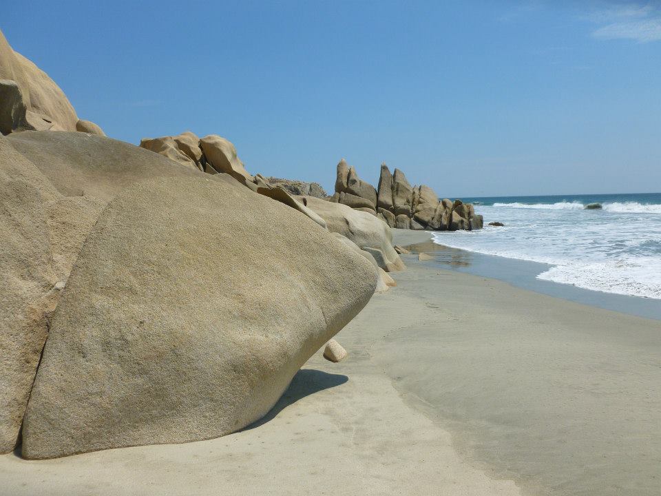 Photo de Paraiso beach avec droit et long