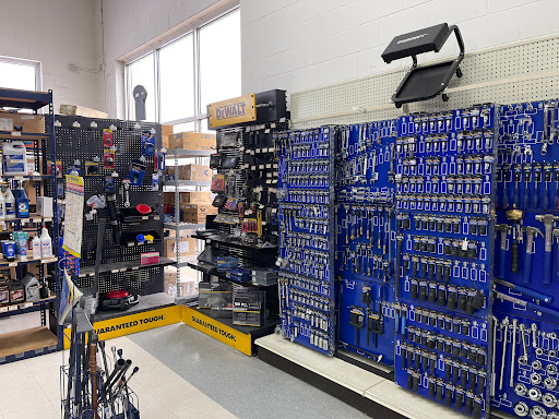 Auto Parts Store «NAPA Auto Parts - Auto Parts of Elk River», reviews and photos, 17137 Yale St NW, Elk River, MN 55330, USA