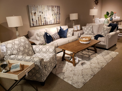 Furniture Store «Ashley HomeStore», reviews and photos, 4360 W New Haven Ave, Melbourne, FL 32904, USA