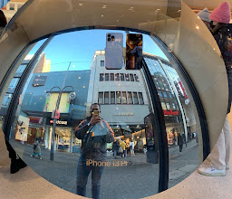 Apple Schildergasse photo