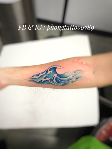 Explore blackout hand tattoo ideas, creative tattoo ideas in Carmel, available at Phong Tattoo
