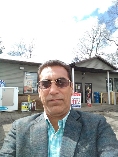 Liquor Store «Riverside Food & Liquor Store», reviews and photos, 1206 Front St, Niles, MI 49120, USA