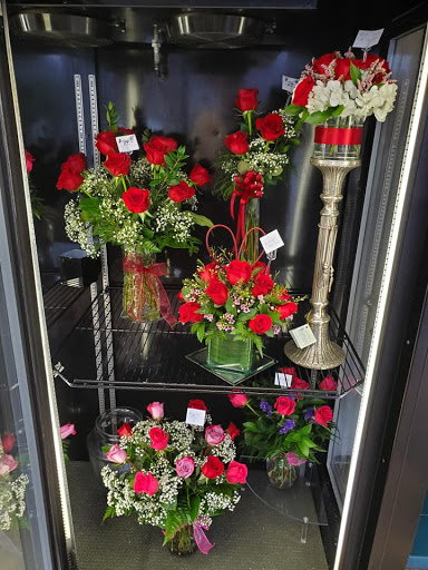 Florist «Up-Towne Flowers & Gift Shoppe», reviews and photos, 2145 W Dublin Granville Rd, Worthington, OH 43085, USA