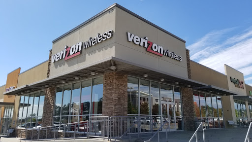 Cell Phone Store «Verizon», reviews and photos, 410 S University Ave Ste 130, Little Rock, AR 72205, USA