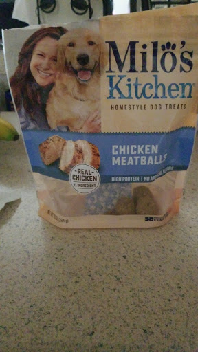 Pet Supply Store «Pet Supermarket», reviews and photos, 534 S Hunt Club Blvd, Apopka, FL 32703, USA