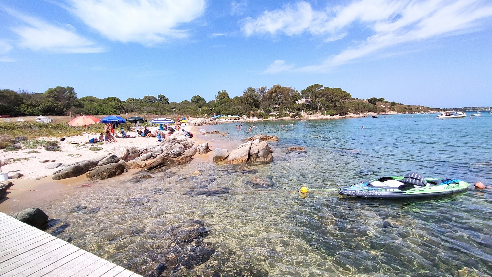 Foto van Spiaggia Angolo Azzurro met turquoise puur water oppervlakte