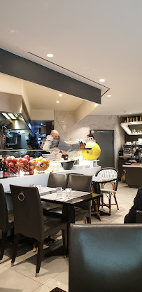 Atmosphère du Restaurant libanais Rimal Paris: Le Traiteur - n°12