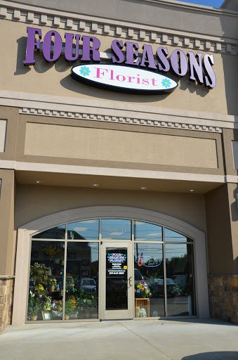 Florist «Four Seasons Florist», reviews and photos, 2141 Wilma Rudolph Blvd D, Clarksville, TN 37040, USA