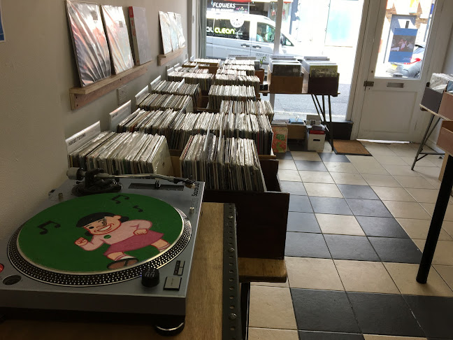 Reviews of Tome Records in London - Music store