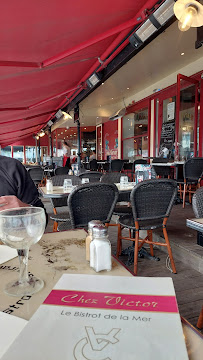 Atmosphère du Restaurant Chez Victor à Cancale - n°5