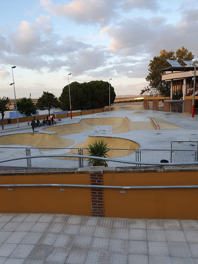 Polideportivo Arahal - C. Santísima Trinidad, 41610 Arahal, Sevilla, Spain