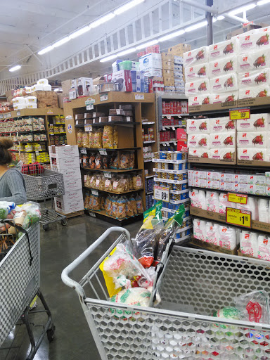 Grocery Store «Northgate Gonzalez Markets», reviews and photos, 2120 Pacific Ave, Long Beach, CA 90806, USA