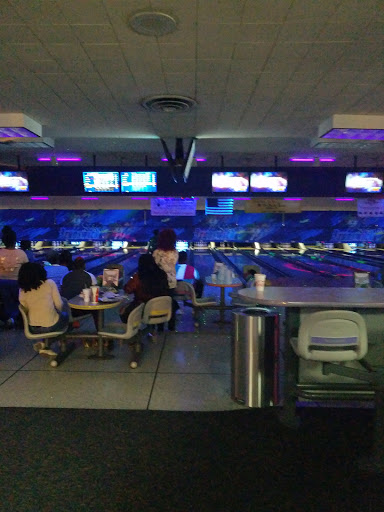 Bowling Alley «Brunswick Zone Perry Hall Lanes», reviews and photos, 4359 Ebenezer Rd, Baltimore, MD 21236, USA
