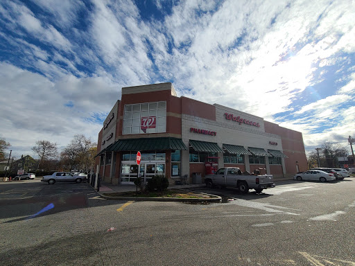 Drug Store «Walgreens», reviews and photos, 241 N Washington Ave, Bergenfield, NJ 07621, USA