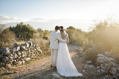 Andreas Markakis Wedding & Lifestyle Photographer in Chania Crete Greece
