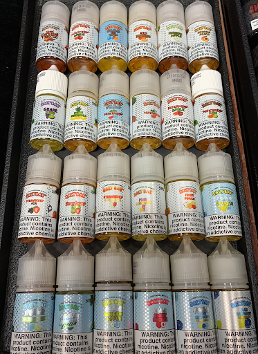 Tobacco Shop «Xhale Vapor N Smoke», reviews and photos, 15 Lake St S Suite 202, Kirkland, WA 98033, USA