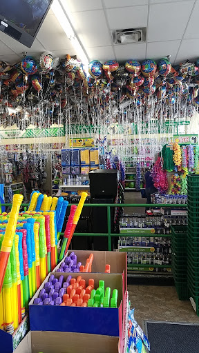 Dollar Store «Dollar Tree», reviews and photos, 5817 N Figueroa St, Highland Park, CA 90042, USA