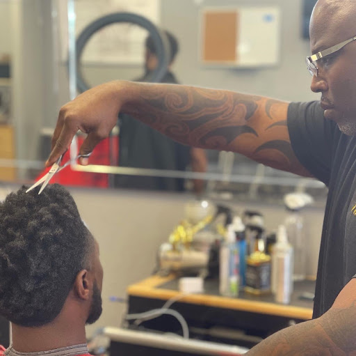 Barber Shop «Ridges Barber Shop and Beauty Salon - Ethnic Hair Care», reviews and photos, 7630 Fry Rd Ste 500, Cypress, TX 77433, USA