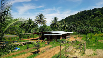 Peek Kla Kah Khang Farm ปีกกล้าขาแข็งฟาร์ม