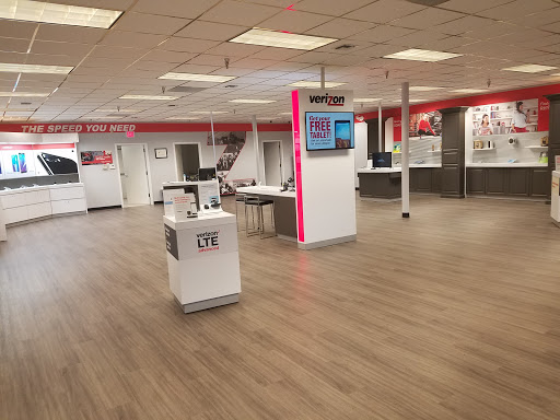 Cell Phone Store «Verizon Authorized Retailer, TCC», reviews and photos, 3000 Gamber Rd, Finksburg, MD 21048, USA