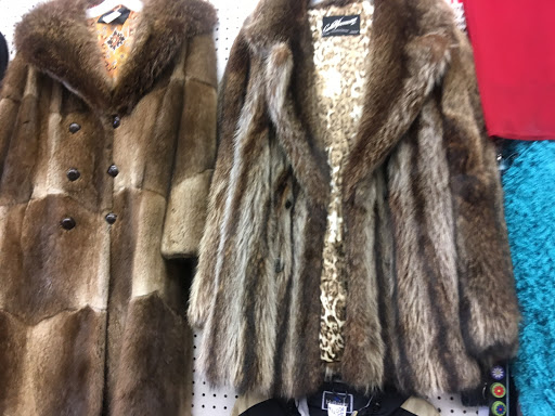 Thrift Store «Community Thrift Center», reviews and photos, 2226 Noblestown Rd, Pittsburgh, PA 15205, USA