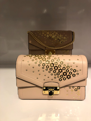 Fashion Accessories Store «Michael Kors», reviews and photos, 20-A Killingworth Turnpike #430, Clinton, CT 06413, USA