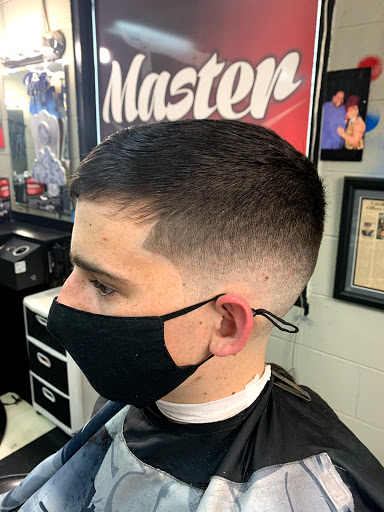 Barber Shop «Hats Off Classic Barber Shop», reviews and photos, 2400 Antioch Pike d, Antioch, TN 37013, USA